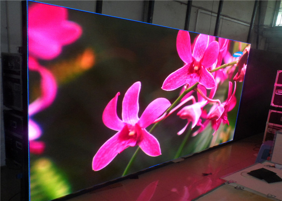 P3mm Slim Indoor LED Advertising Screen Commercial Led Display Screen Energy Saving